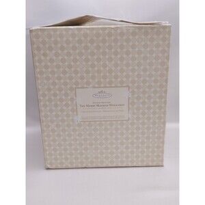 Hallmark Keepsake 2005 Merry Mayhem Workshop Christmas Display IN ORIGINAL BOX